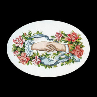 Thea Gouverneur 921 Poésie Mains jointes