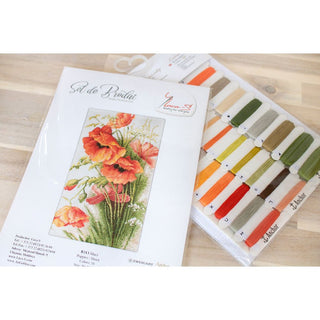 Luca-S B213 Fleurs de coquelicots — Kit point de croix compté