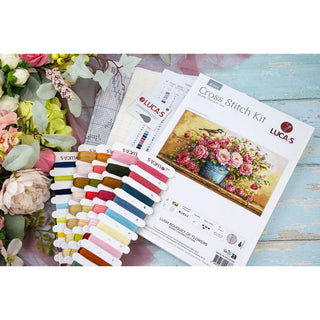 Luca-S B7055  Bouquet de fleurs luxuriant