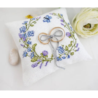 Luca-S W03 Coussin de mariage  Nectar de printemps — Kit point de croix compté
