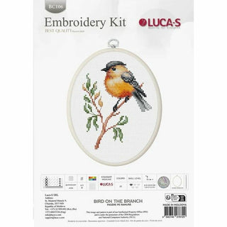 Oiseau sur la branche BC106 Luca-S