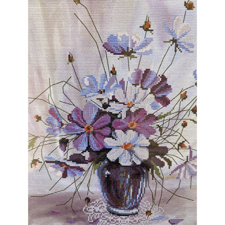 Nova Sloboda CP2054 Fleurs dans un vase